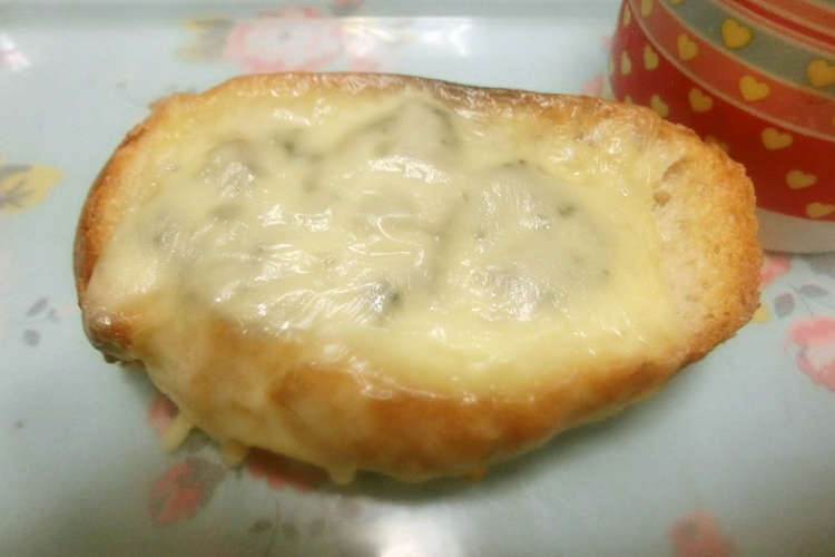 アンチョビペーストとチーズトースト レシピ 作り方 By サリー1号さん クックパッド 簡単おいしいみんなのレシピが352万品