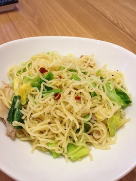 春キャベツのペペロンチーノ風焼きそば