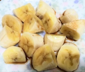 簡単簡単 バナナのバルサミコ酢かけ