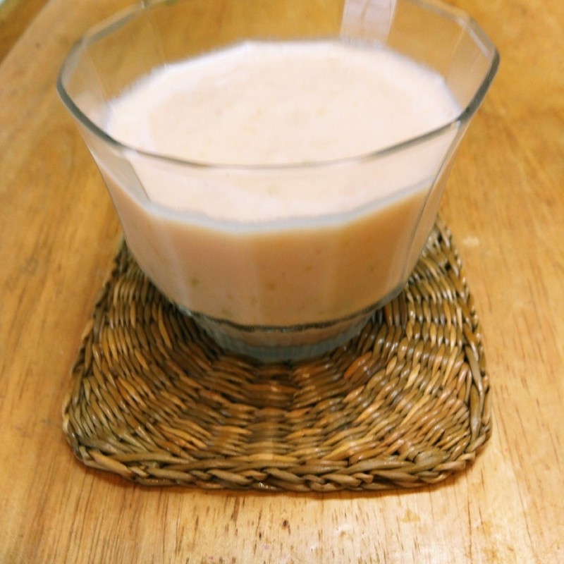 シンプルなマスクメロンスムージーのレシピ