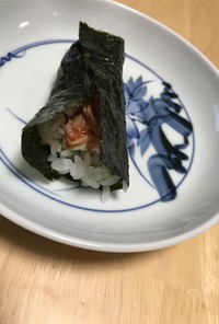 アボガドキムチの手巻き寿司