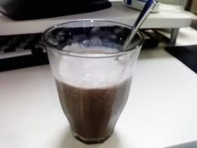あのアイスとミルクで簡単♪シェイク♪