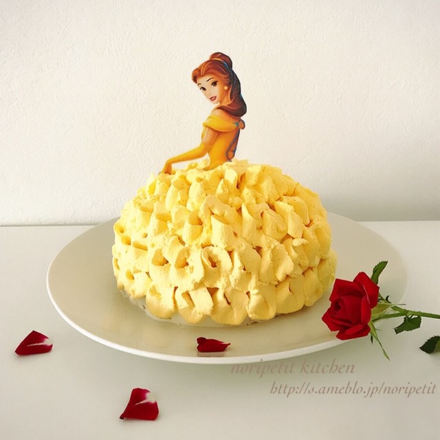 美女と野獣 ベル のプリンセスケーキ レシピ 作り方 By Noripetit クックパッド 簡単おいしいみんなのレシピが353万品