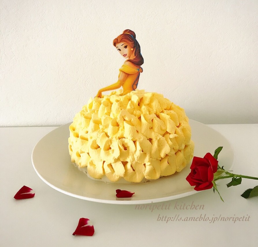 美女と野獣<ベル>のプリンセスケーキ♡の画像