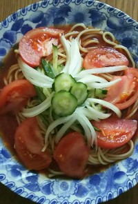 夏野菜の冷製スープパスタ