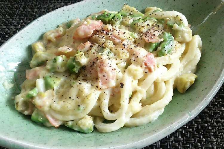 濃厚チーズdeベーコン アボカドうどん レシピ 作り方 By 弓張り月 クックパッド 簡単おいしいみんなのレシピが356万品