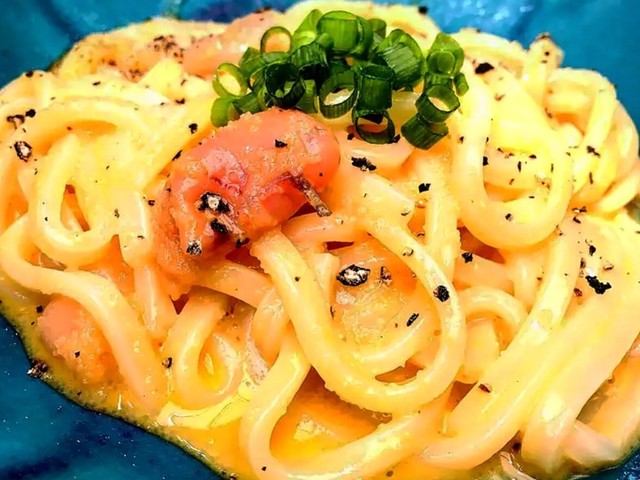 2分で出来る 簡単明太カルボナーラうどん レシピ 作り方 By ゆみぞーめし クックパッド 簡単おいしいみんなのレシピが353万品