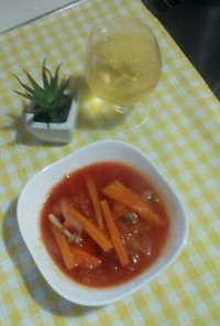 ダイエットに！トマトの野菜と茸スープ