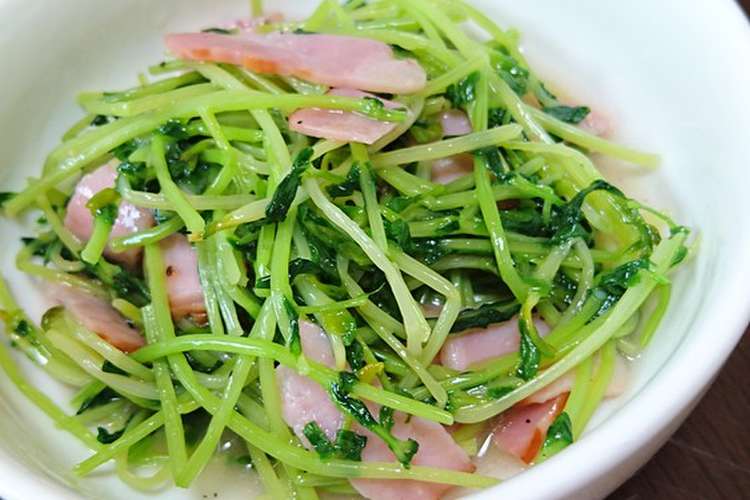 豆苗とベーコンの塩にんにく炒め レシピ 作り方 By ４人娘ｍａｍａ クックパッド 簡単おいしいみんなのレシピが355万品