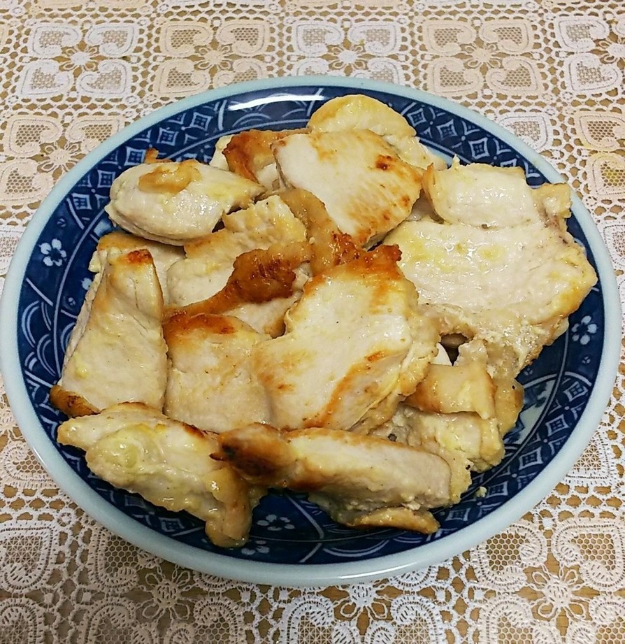 【家呑み】鶏むねのマヨガリ焼きの画像
