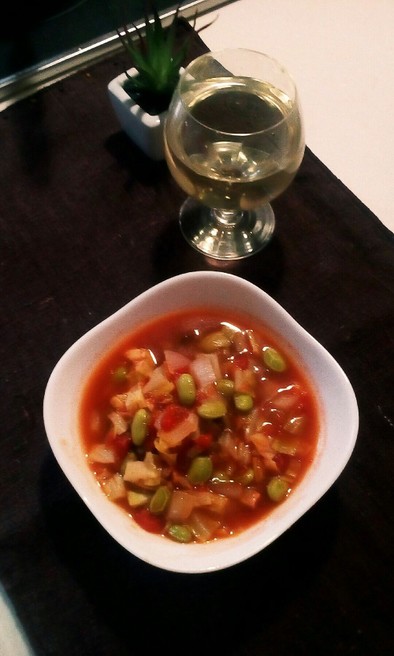 ダイエットに！茸と野菜のトマトスープの写真