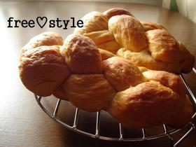 ほんのりキャラメルクリーム風味なパン