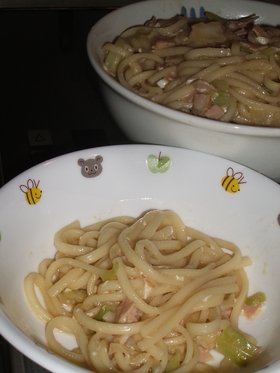 めんつゆで味噌玉うどん