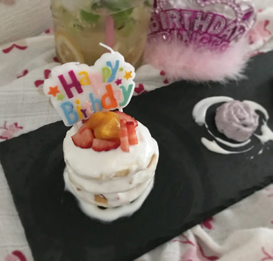 1歳の誕生日に♡砂糖不使用の離乳食ケーキの写真