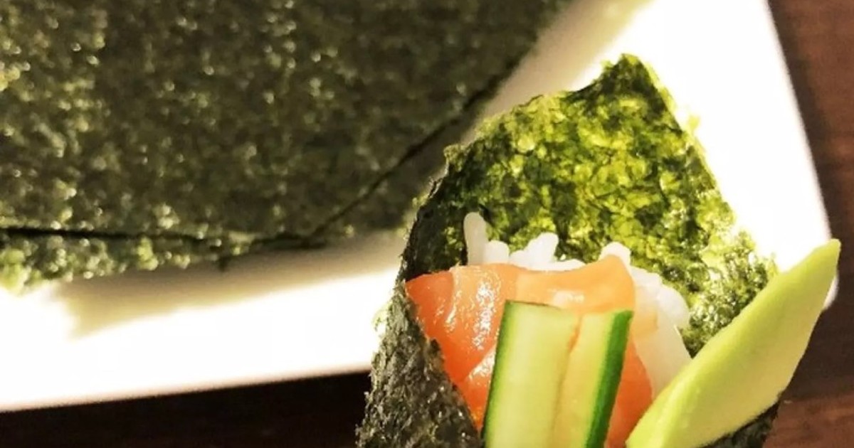 手巻き寿司にぴったりな海苔の切り方 レシピ 作り方 By 8まま クックパッド 簡単おいしいみんなのレシピが354万品