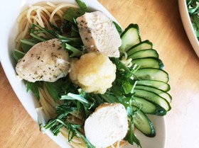 暑い日に冷製パスタ!サラダチキン