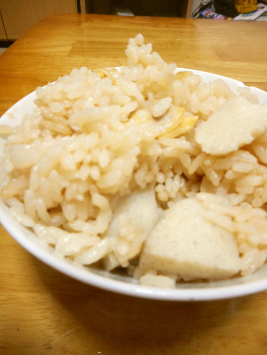 里芋とあさりの炊き込みご飯の画像