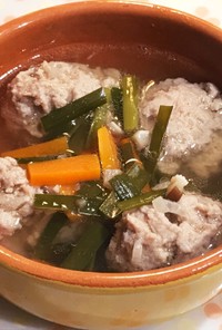 豚ひき肉とニラの☆肉団子スープ