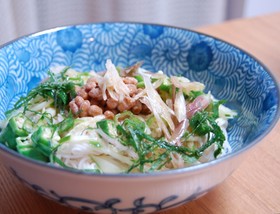 薬味たっぷり納豆そうめん