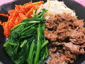 〜簡単〜ごま油するめキムチ入ビビンバ