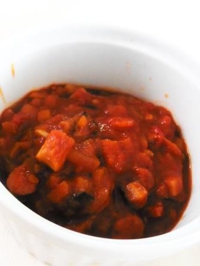 サラミソーセージDEトマト味噌ソースの写真