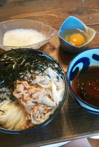 ラー油入り肉うどんつけ麺(冷うどん)