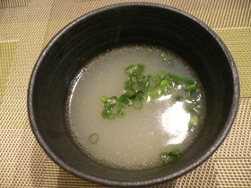 鶏がら☆コラーゲンたっぷりスープ
