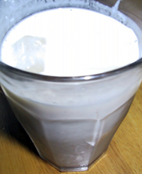 サワーヨーグルトドリンク