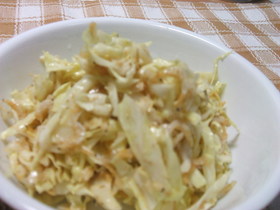 キャベツとちっこいエビのヘルシーサラダ