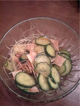 春雨とキュウリのさっぱり和え酢サラダ