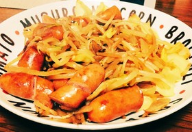 超簡単!野菜とウインナーのマヨ炒め♡