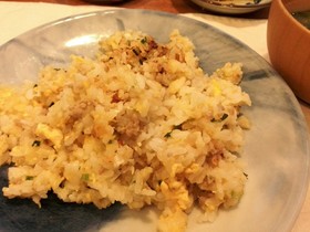 餃子作りで具が余ったら!!餃子チャーハン