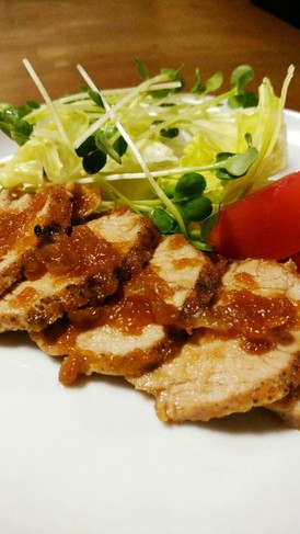 豚ヒレのローストポーク♪玉ねぎソース*