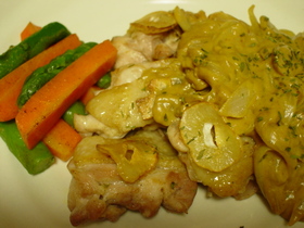 ◎鶏もも焼きのカレーソースがけ