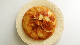 HM・フライパンで簡単リンゴケーキ