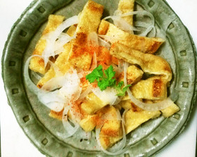 新玉ねぎと焼き油揚げ