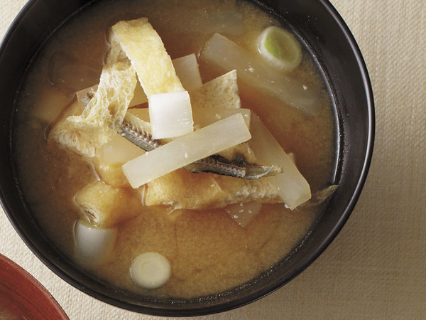 大根と油揚げの味噌汁