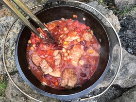 豚肉のカスレ-簡単ダッチオーブン料理-