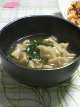 ほうれんそうと水餃子のとろ~り中華スープ