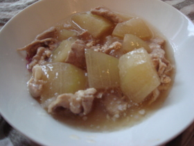 サッパリ☆冬瓜と豚肉の煮物