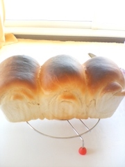 100均の型で♪かわいい食パンの写真
