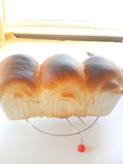100均の型で♪かわいい食パンの画像