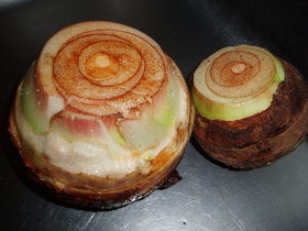 里芋の頭とあげの味噌煮