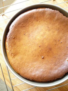 栗のベイクドチーズケーキ。