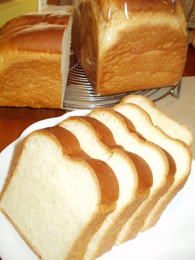 ミルク食パン（HBで一次発酵まで)の写真