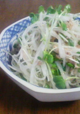 W大根とシーチキンの簡単サラダ
