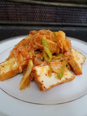 厚揚げとしらたきのキムチ炒め