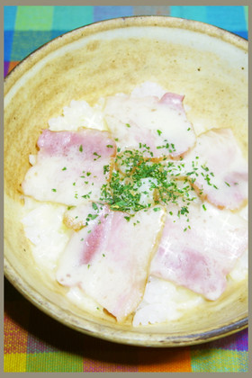 朝食に超簡単なベーコンチーズライス!