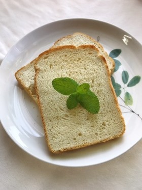 まるで小麦パンのようなふわふわ玄米粉パン