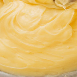 ポマード状のバター